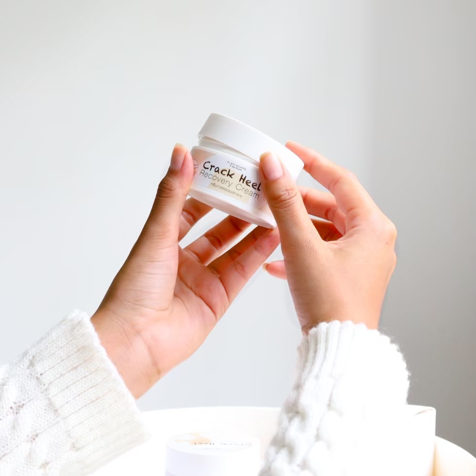 Crack Heel Recovery Cream By Pl Skincare (50ml) - Image 3